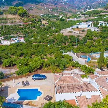 Maravillas Villa *
