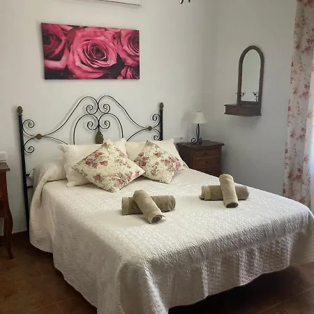 Maravillas Villa *