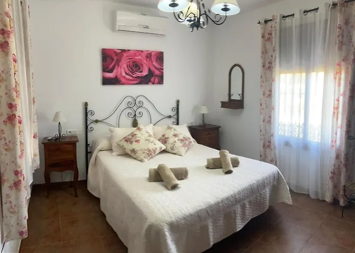 Maravillas Villa *